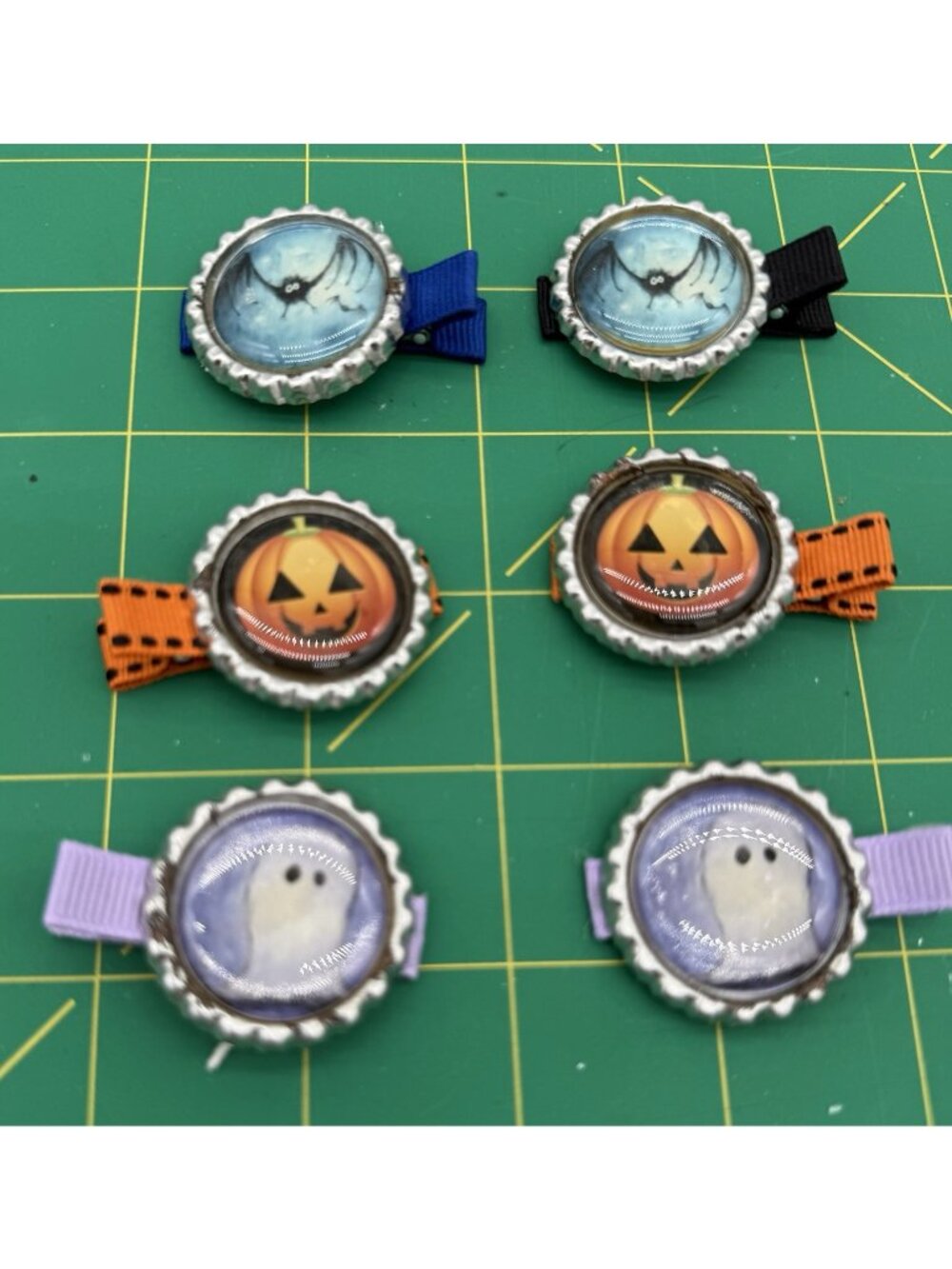 Handmade Halloween Bottle Cap Barrette Clips Ghost Bats Jack-o’-lantern lot of 6